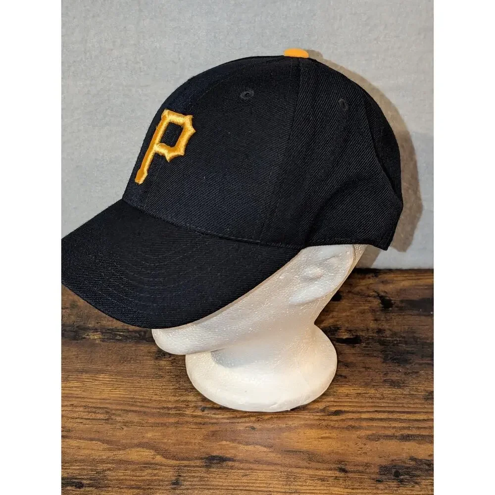 Pittsburgh Pirates Cooperstown Collection Cap By American Needle Fitted 7 1/4